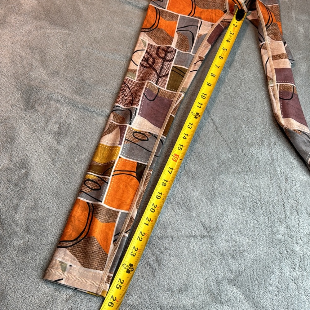 NWT Niyama Sol Tanzania Barefoot Legging Size Small - Picture 14 of 14